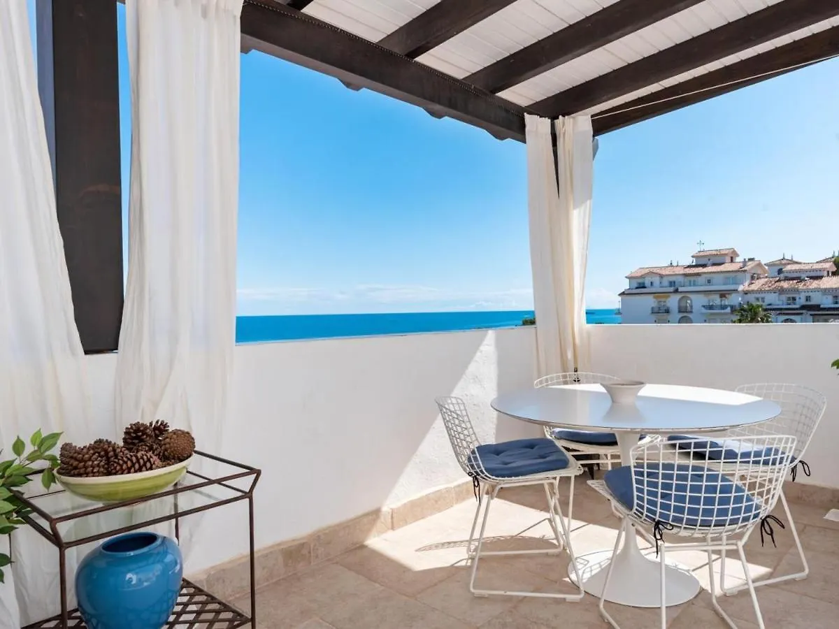 Daire Frontline Mediterranean Escape Marbella