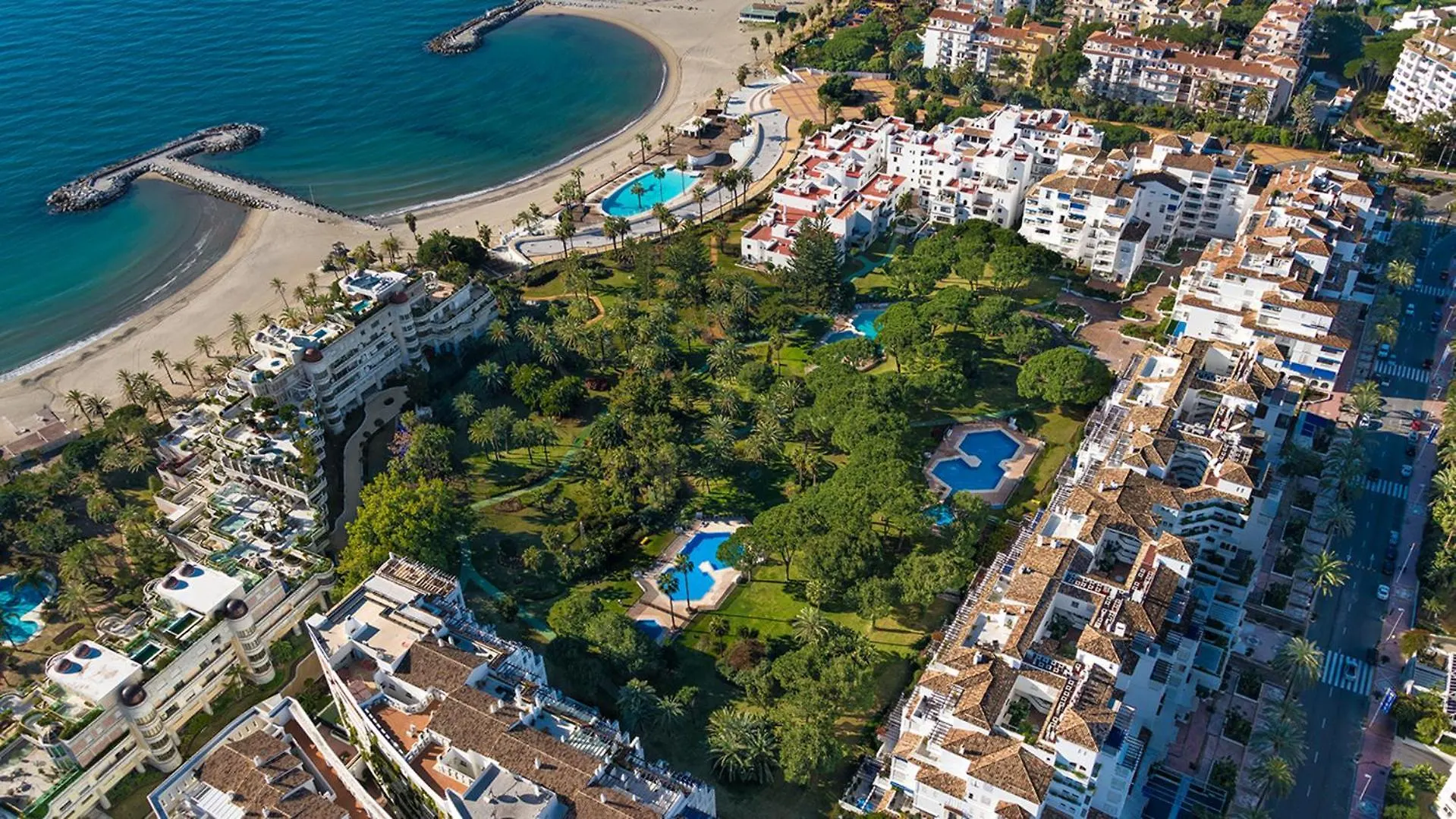 Frontline Mediterranean Escape Marbella