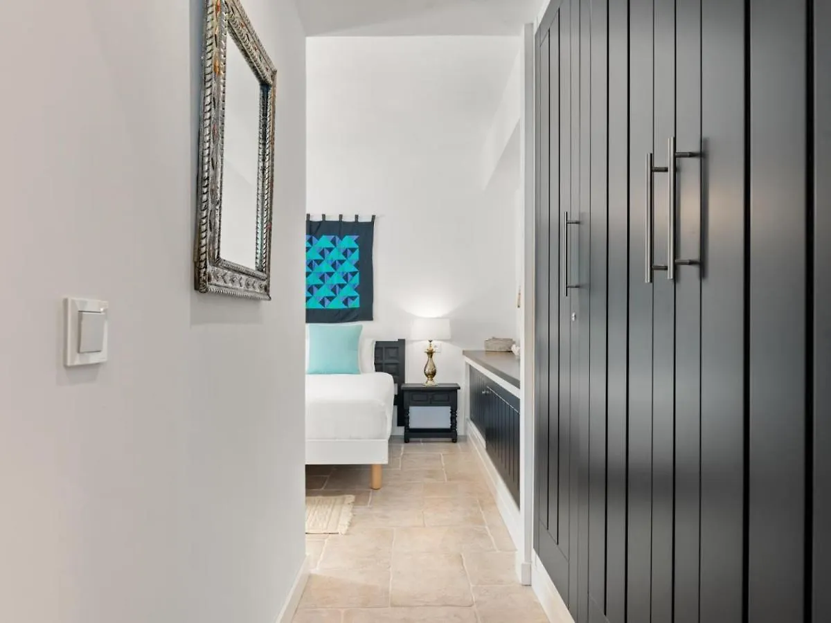 Frontline Mediterranean Escape Marbella
